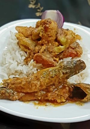 ট্যাংরা ফুলকপির রসা(tyangra fulkopir rosa recipe in Bengali) রেসিপির প্রধান ছবি