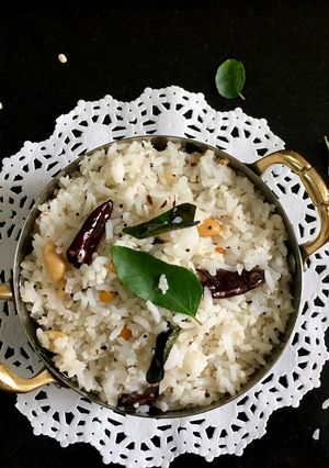 A picture of South Indian coconut rice.