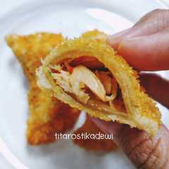 รูปของ Cireng Isi Ayam Crispy