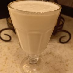 A picture of Vanilla Milk Shake.