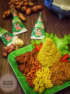 Foto resep Nasi Kuning Magicom