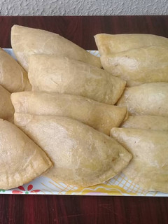 A picture of Meat Pies / Nigerian dumplings.