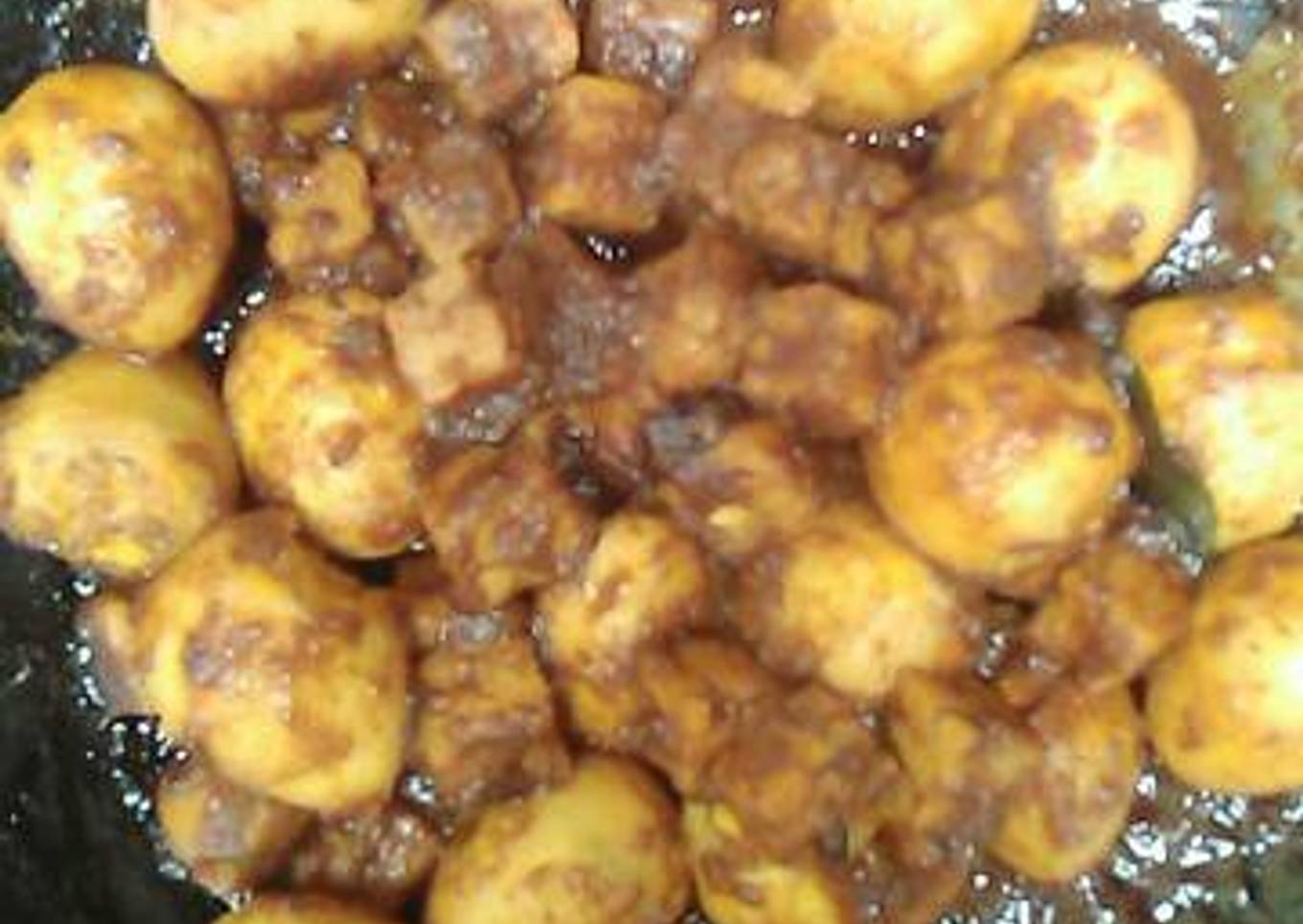 Rendang telor puyuh VS tempe