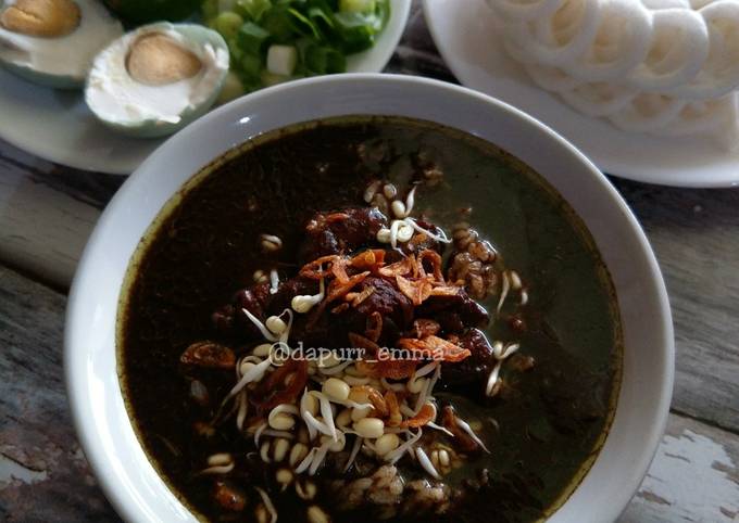 Resep Rawon Daging Sapi yang Enak Banget