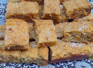 Una foto de Brownie de Pera o Damasco sin gluten