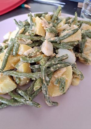 Une photo de Salade pomme de terre et haricot