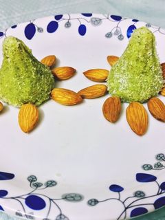 काजू पिस्ता मोदक (kaju pista modak reicpe in Hindi) रेसिपी मुख्य फोटो
