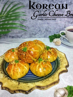 Foto resep Korean Garlic Cheese Bread _ (No Cream Cheese, No Whipped Cream)