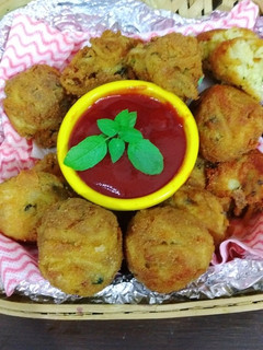 A picture of Spaghetti Balls.