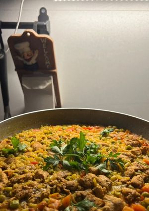 صورة لوصفة طبق الرز بالدجاج والبازلاء الصحي