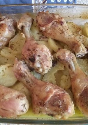 Una foto de Muslitos de pollo al horno