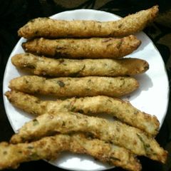 A picture of Suji Aloo fingers.
