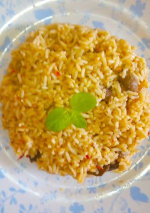 Una foto de Arroz con hígado de res