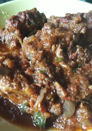 A picture of Tomato stew.