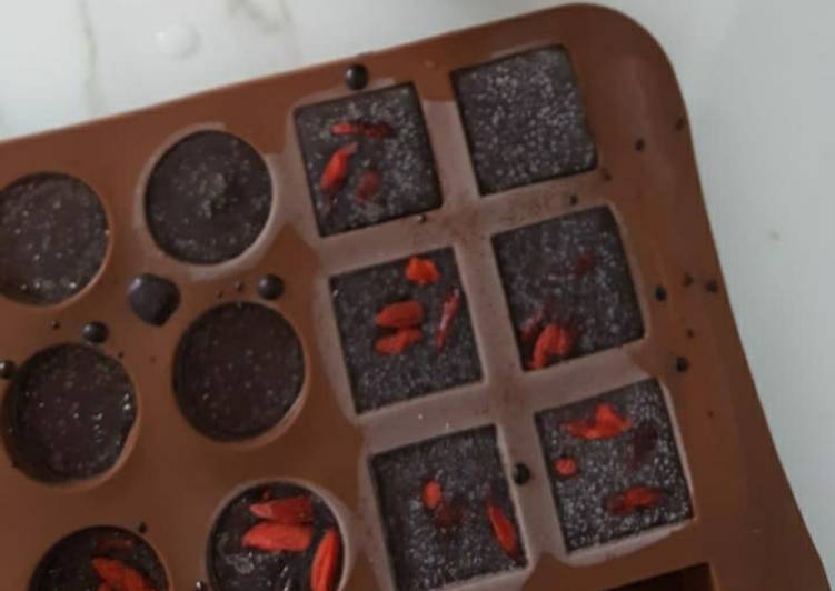 Rahasia Menyiapkan Vegan Dark Chocolate Enak dan Antiribet