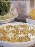 Tiramisù alla crema al  limone al profumo di limoncello,pistacchi e limone caramellato