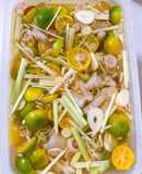 Chân gà ngâm sả tắc