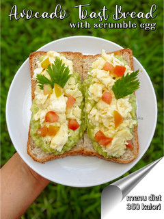 Foto resep Avocado Toast Bread with Scrumble Egg (menu diet 350kalori)