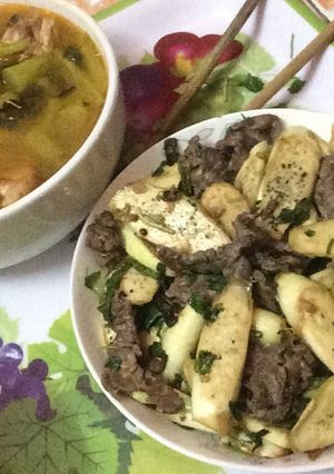 Hình của món Củ niễng xào thịt bò.