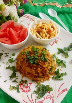 A picture of Ratalyacha kees (grated stir fried sweet potato).