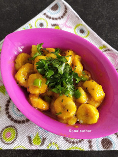 પાકા કેળા નું શાક (paka kela subji recipe in Gujarati) રેસીપી મુખ્ય ફોટો