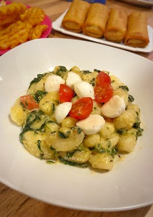 Foto resep Gnocchi Bayam Mozarella