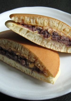 A picture of Dorayaki with Peanut Butter.