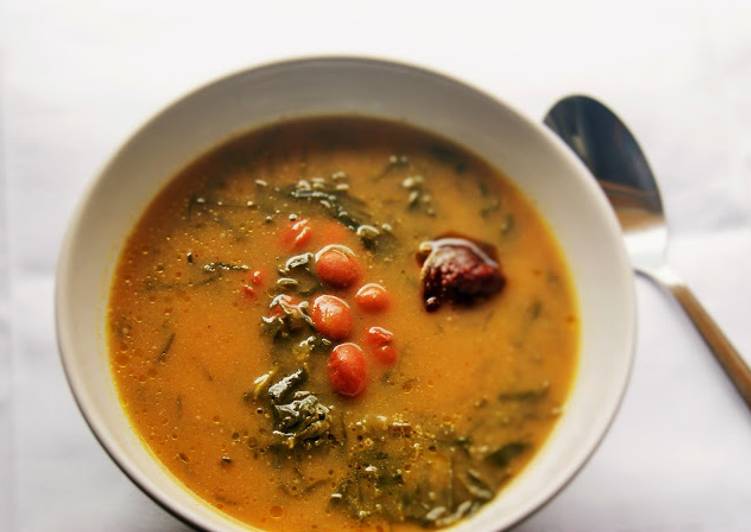 Caldo Verde com Couve-flor e Feijão Manteiga