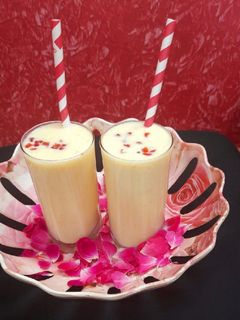 मैंगो शेक (mango shake Recipe In Hindi) रेसिपी मुख्य फोटो