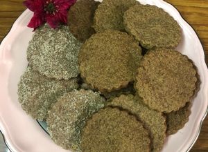 Una foto de Galletas canelitas u hojarascas