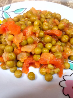 Foto principal de Guisantes con sofrito de tomate