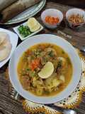Lontong Otot Sapi & Tetelan