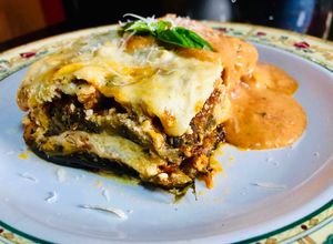 O poză a rețetei Lasagna cu vinete, piept de pui și ricotta.