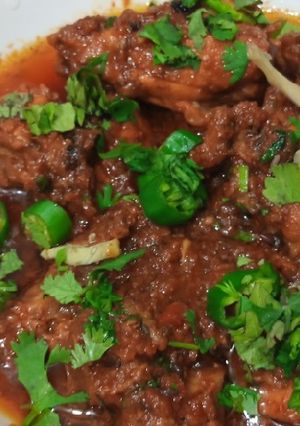 A picture of Chicken quorma.