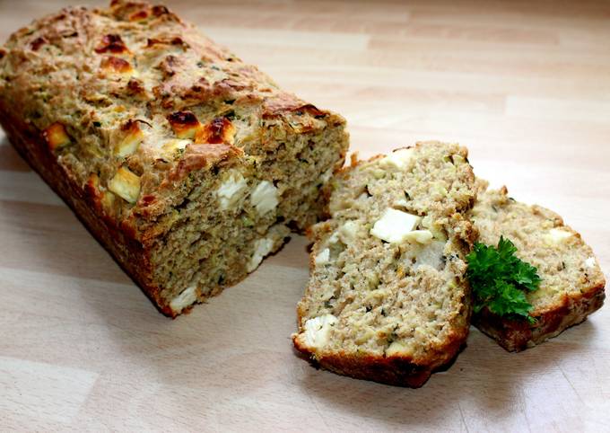 Cukkinis-fetás kenyér recept foto