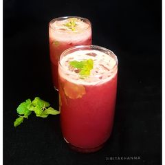 A picture of Pomegranate Watermelon Juice.