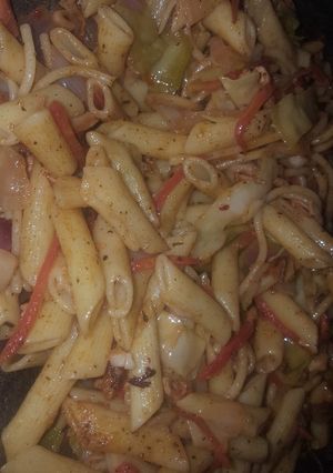 A picture of (Chicken Pasta 🍝).