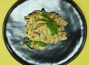 Una foto de Fetuccini Con Salsa Carbonara