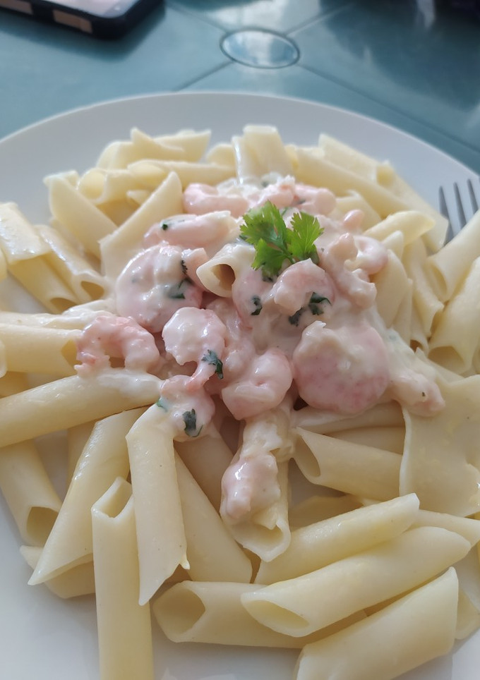 Una foto de Pasta de camarones con crema de leche