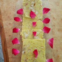 A picture of Mahim halva.
