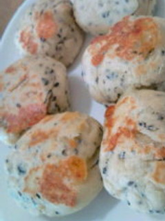 A picture of All-Purpose Flour Only★Rice Cooker Black Sesame Cheese Bread.