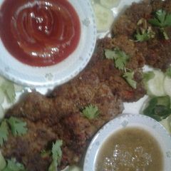 A picture of Chapli kabab.