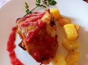 Una foto de salsa de oporto