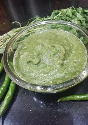 A picture of Mango chutney.
