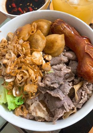 Hình của món Bánh đa trộn.