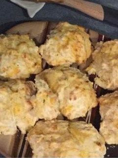 A picture of Just Like “Red Lobster” cheddar biscuits.