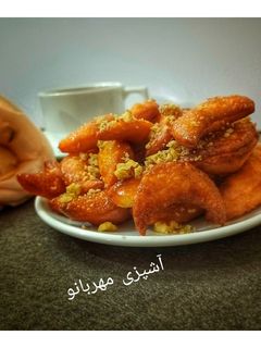 عکسی از دستور شیرینی هلالی
