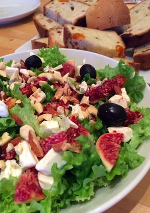A picture of Colorful & Healthy fig salad.