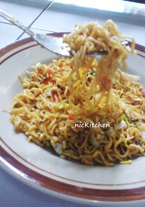 Foto resep Mie Goreng Simple & Lezat