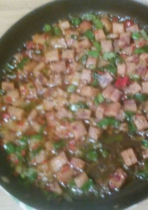 Una foto de Jamón de cordero sofrito